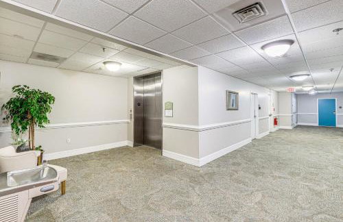 Smith Mountain Lake Retreat with Resort Amenities! - Foto 17