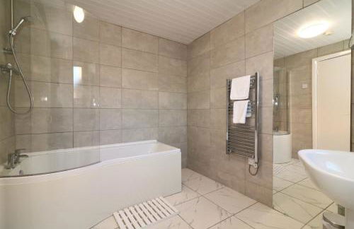 Signature - Shield House - Foto 41