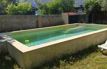 Casa das Laranjeiras e parque infantil - Foto 2