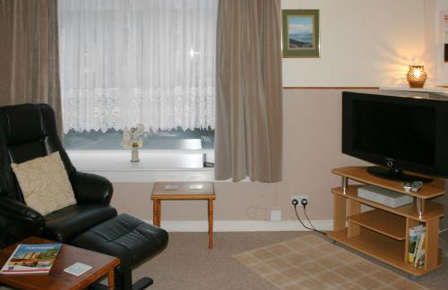 Macdonald Cottage - Photo 2