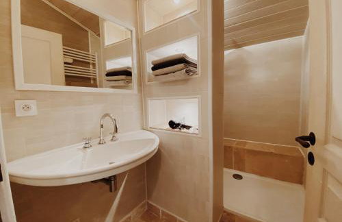 Domaine de Saint Florent - Piscine & Spa - Foto 39