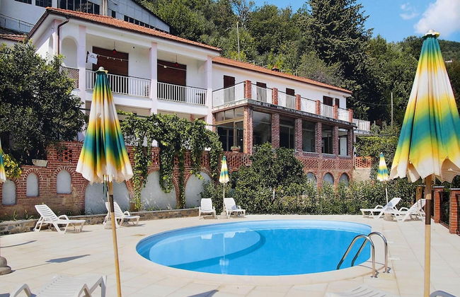 Apartment in Castellaro With Terrace - Photo 21