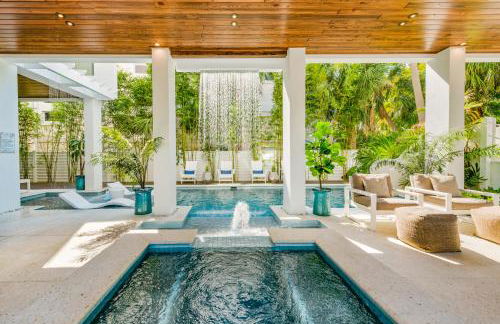 Elevated Perspective - Foto 130