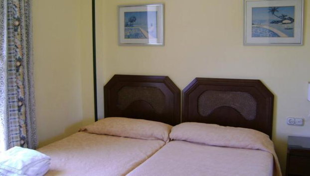 Apartamentos Mediterraneo - Foto 2