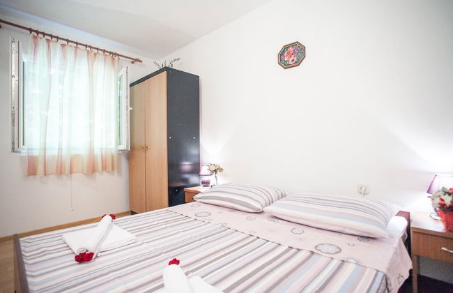 House With Large Garden, Right Next to the River - Foto 4