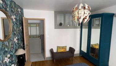 Liberté et Confort, appartement entier, moderne avec 2 chambres et cuisine équipée au coeur de Semur - Foto 3