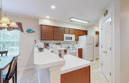 Balcony and Pool Access Longs Cozy Haven - Foto 9