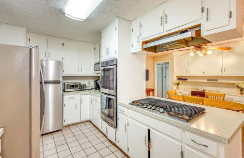 Spacious Downtown Montgomery Home with Yard, Patio! - Foto 11