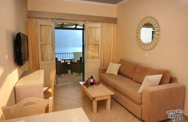 Elena Village - Photo 15