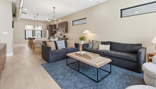 Brand New 5BR house & Carriage House near Downtown - Foto 2