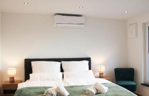 BeSSa Homes Deluxe Apartment 6 Personen Klima Garten King Size Betten - Foto 7