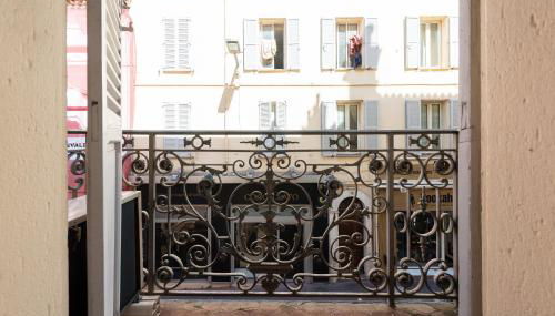 LE RÉTRO studio avec mezzanine en plein centre - Foto 3