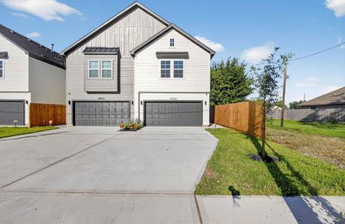 Luxury Home: Mins to NRG, Hobby Airport & Midtown - Foto 40