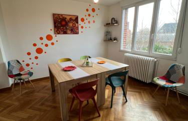 Centre ville 2 chambres 4 voyageurs Tarif long séjour - Foto 2