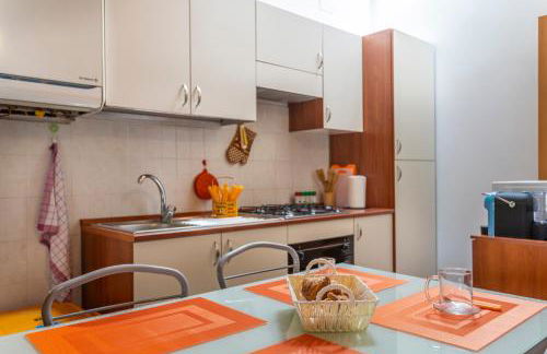 GuestHost - LEISURE & BUSINESS - Tempo libero & Business - Foto 1