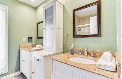 6 Mi to Downtown Vancouver Peaceful Home with Deck - Foto 19