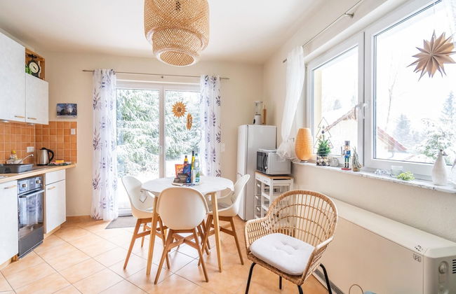 Pretty Holiday Home in Suhl Right Next to the Forest - Foto 27