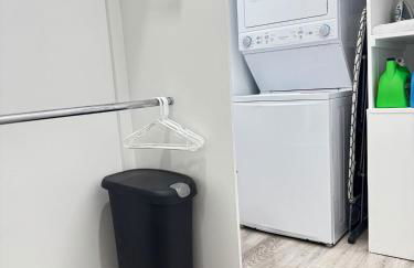 Chic Modern Living in East LA - Foto 7