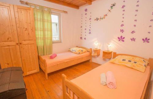 Robinson Elizabeta - Photo 42