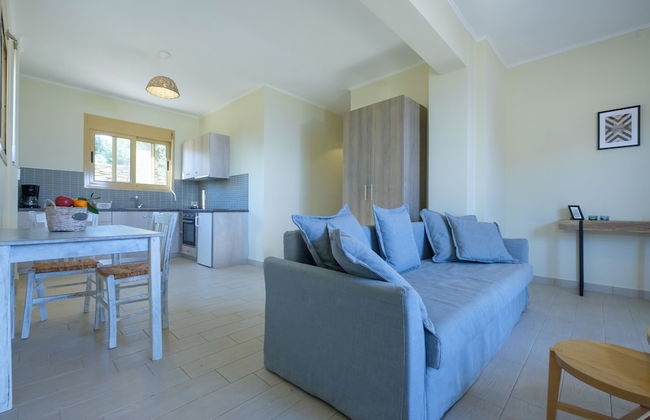 Hilltop Residences - Photo 23