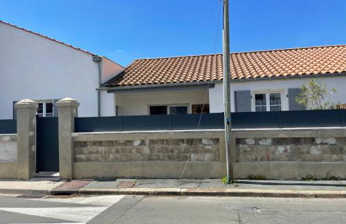 Maison chaleureuse avec terrasse privative proche de la gare et du centre-ville - Foto 9