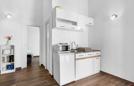 Apartment Anja with Balcony - Photo 5