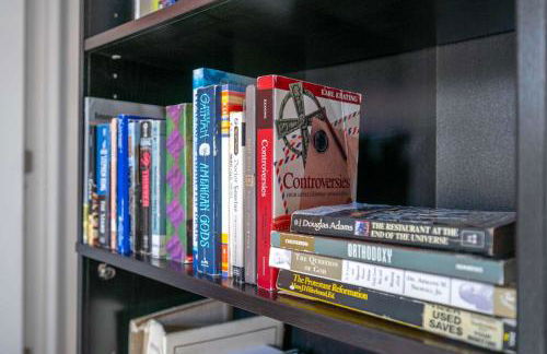 Modern 3-BR Townhome w Private Backyard Near RTP - Foto 36