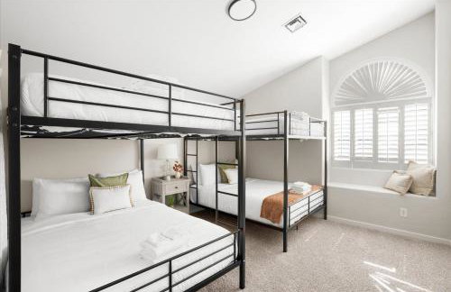 Private Pickleball Resort Spa Pool & Playground - Foto 53