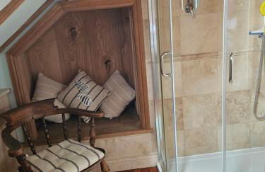 Rose by the sea - Beach front sea views - Foto 13