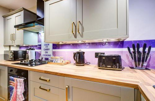 Chic Pet-Friendly Cottage, Fireplace, Wivenhoe - Foto 10