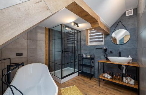 Domek RiverHut Małe Ciche - SkyWalk - blisko do szlaków TPN Wiktorówki, Rusinowa Polana , Gęsia Szyja , Brzeziny , Psia Trawka , Toporowa Cyrhla , Murowaniec , Hala Gąsienicowa - Foto 8