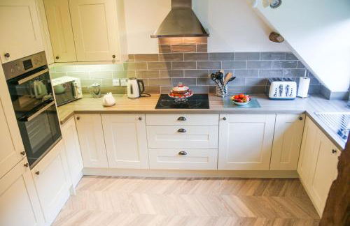 Lake Cottages at Cwm Chwefru - Foto 26