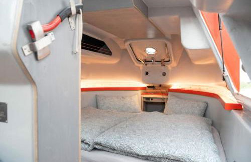 Ausgebautes Freifallrettungsboot KNUTSCHKUGEL - Foto 13