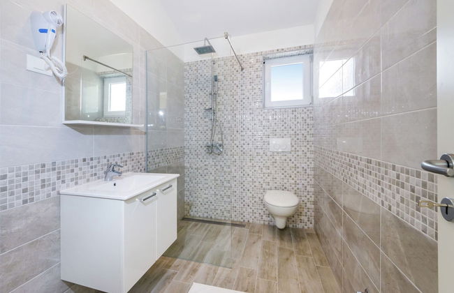 Sea-view Apartment With Garden - Foto 11