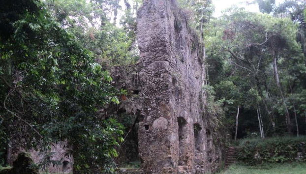 Hike Through the Ruins of Lagoinha - Foto 4