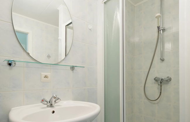 Spacious Holiday Home in Chodes With Sauna - Photo 16