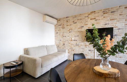 Charming 2-room apartment in Lavandou, terrace, parking, air conditioning - Foto 8