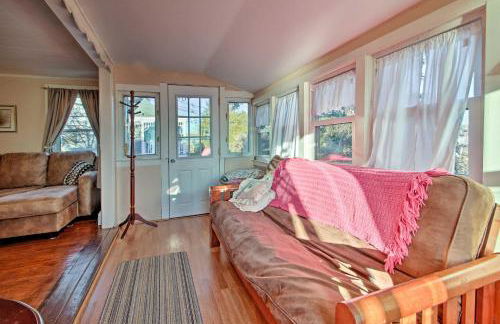 Steps to Cape Cod Canal Pet-Friendly Home - Foto 5