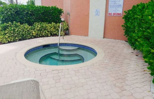 Lovers Key Resort by Check In Vacation Rentals - Photo 24