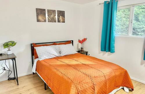 Stylish & Cozy Townhome Getaway in Lynnwood! - Foto 10