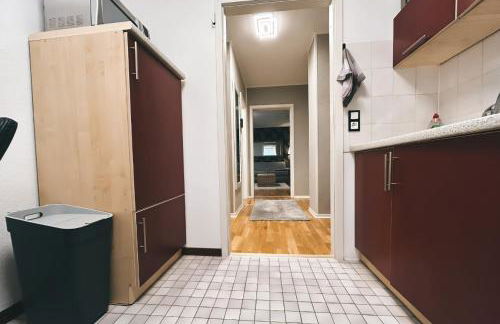 zentrale Design-Ferienwohnung mit Balkon und Stellplatz in Karlsruhe - APOLONIAliving - Foto 34