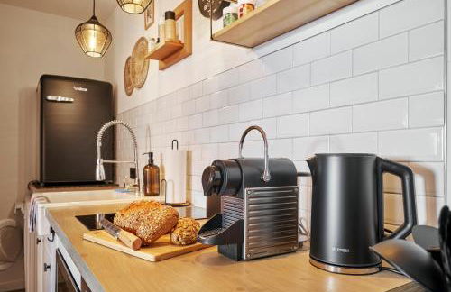 Park Avenue - Design Apartment Friesenstraße - 4 Pers - WLAN - Netflix - 65 Zoll TV - Foto 12