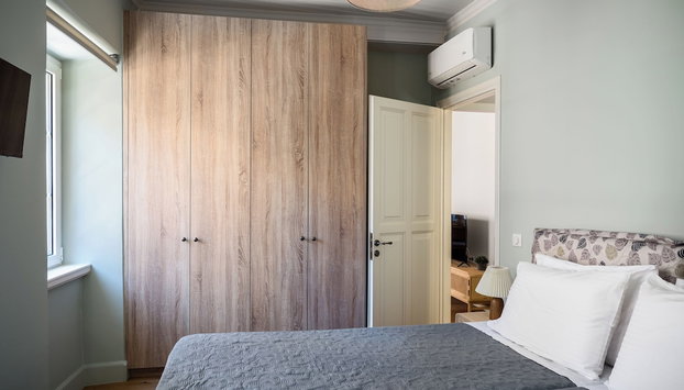 Petite Town Hall Apartment by Konnect, Old Corfu Town - Photo 3, Chambre