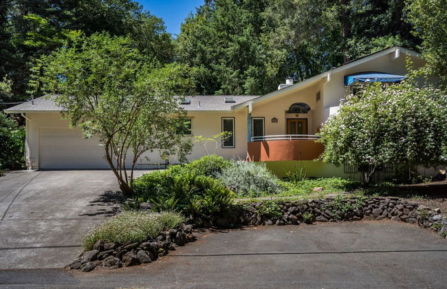 Le n by Avantstay Private Breathtaking Character Cottage w Pool Hot Tub - Foto 9