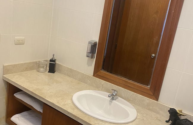 2 Minutes Walk to Beach Huge 3 bdrm Condo with Pool - Photo 62