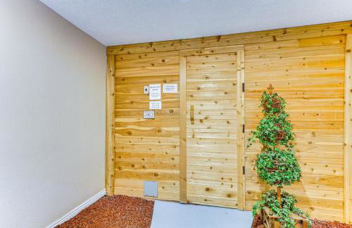 Luxe Draper Retreat w Pool, Sauna and Theater - Foto 30