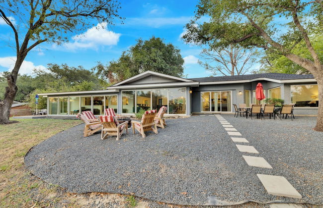 Beach House 2 on Lake LBJ - Sleeps 24 - Foto 33