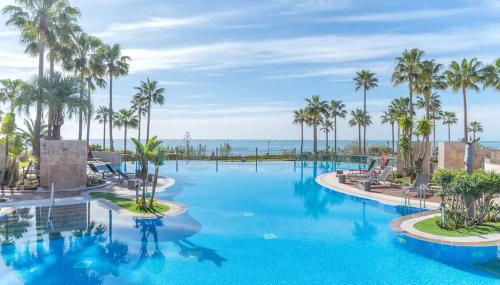 HAPPY Luxury Apartment - Beachside in Mar Azul, Estepona - Photo 2