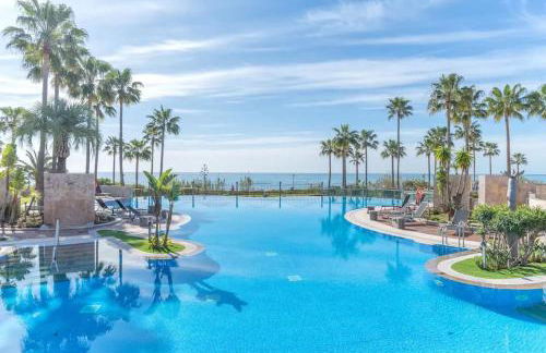 HAPPY Luxury Apartment - Beachside in Mar Azul, Estepona - Photo 2