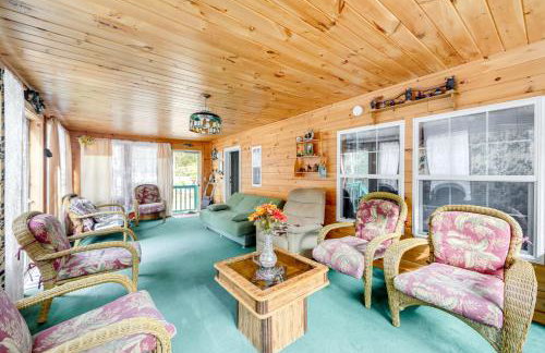 Creekside Retreat in the Adirondacks Swim and Hike! - Foto 1